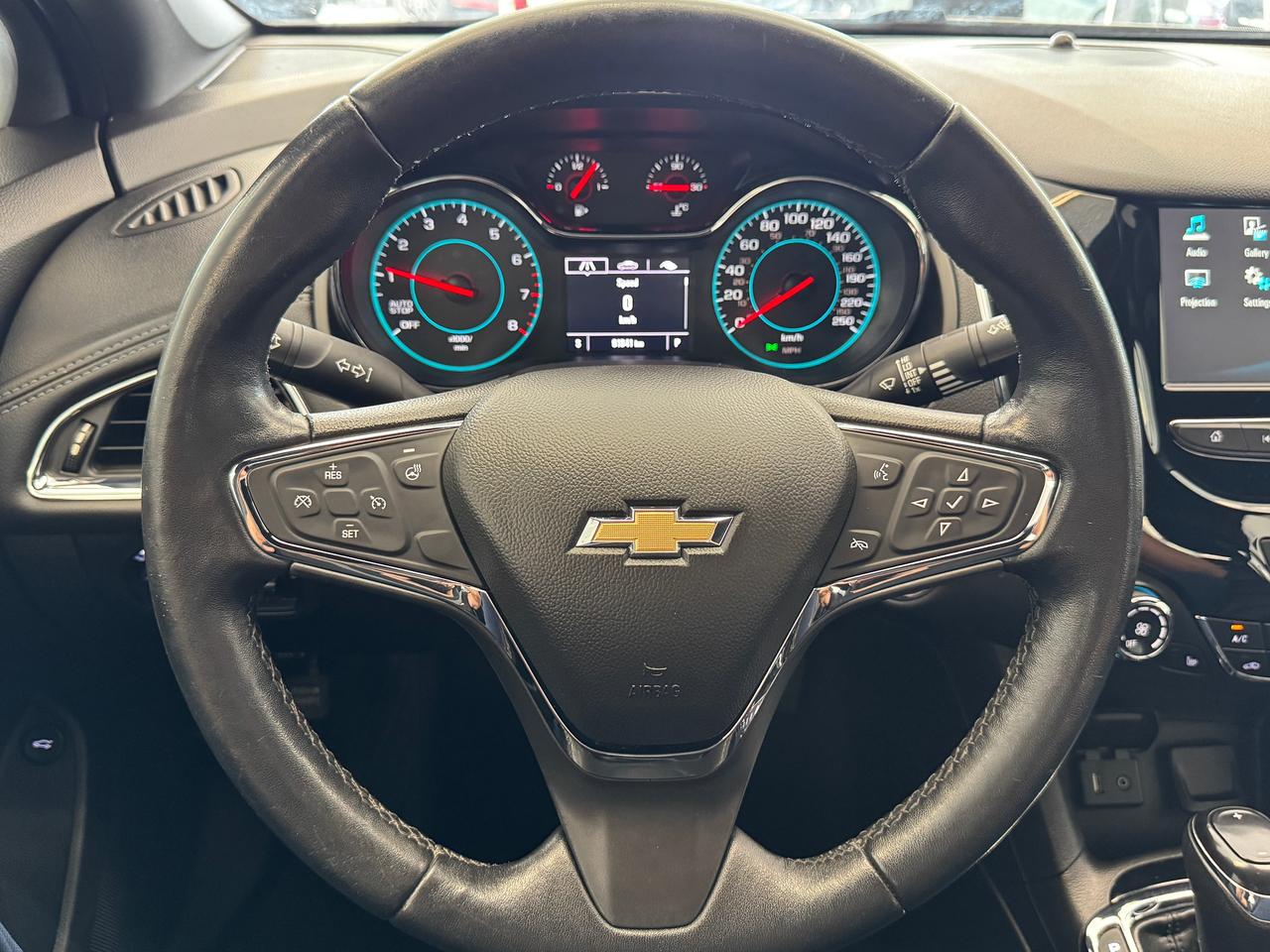 2018 Chevrolet Cruze Premier+Leather+ApplePlay+Remote Start+A/C Photo
