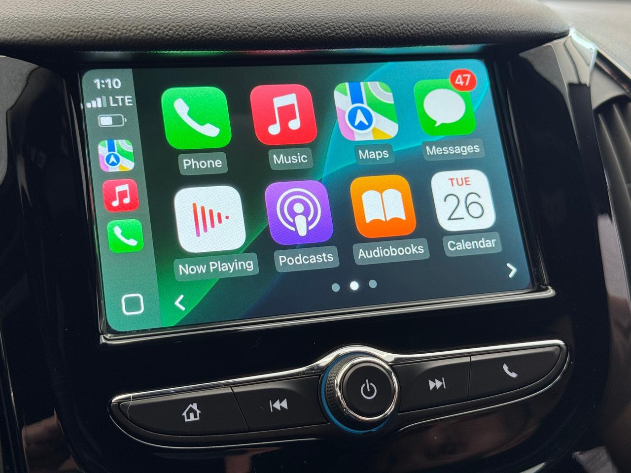 2018 Chevrolet Cruze Premier+Leather+ApplePlay+Remote Start+A/C Photo