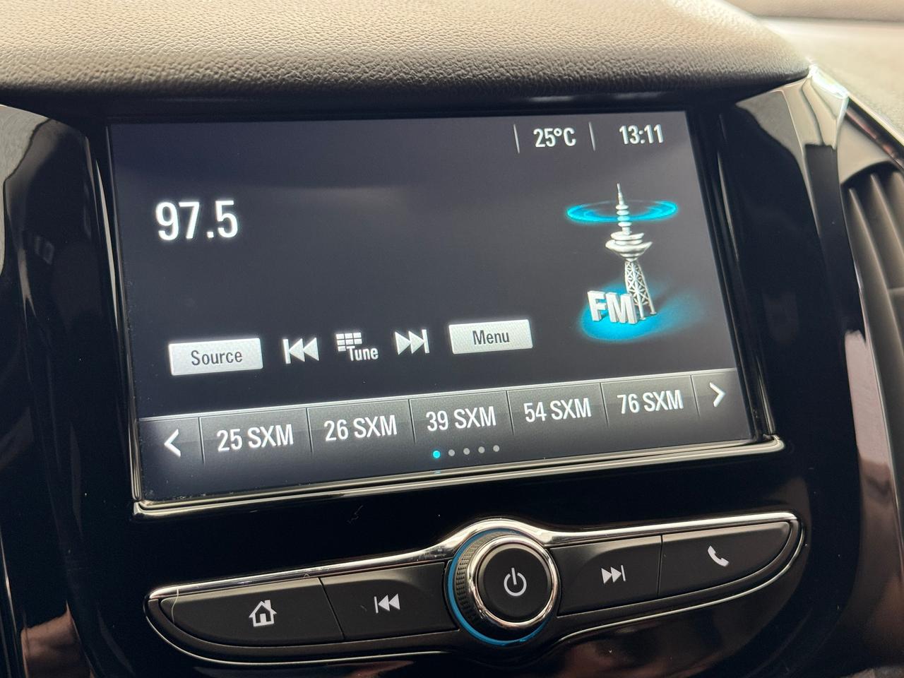 2018 Chevrolet Cruze Premier+Leather+ApplePlay+Remote Start+A/C Photo