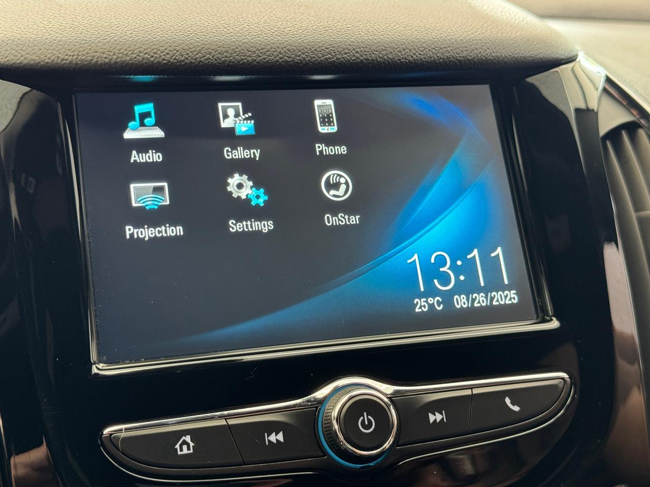 2018 Chevrolet Cruze Premier+Leather+ApplePlay+Remote Start+A/C Photo