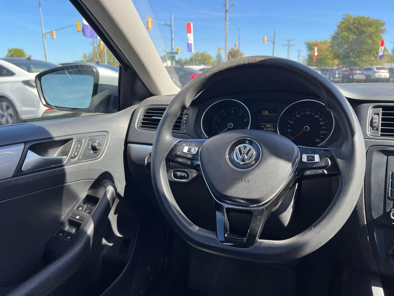 2015 Volkswagen Jetta Trendline Photo