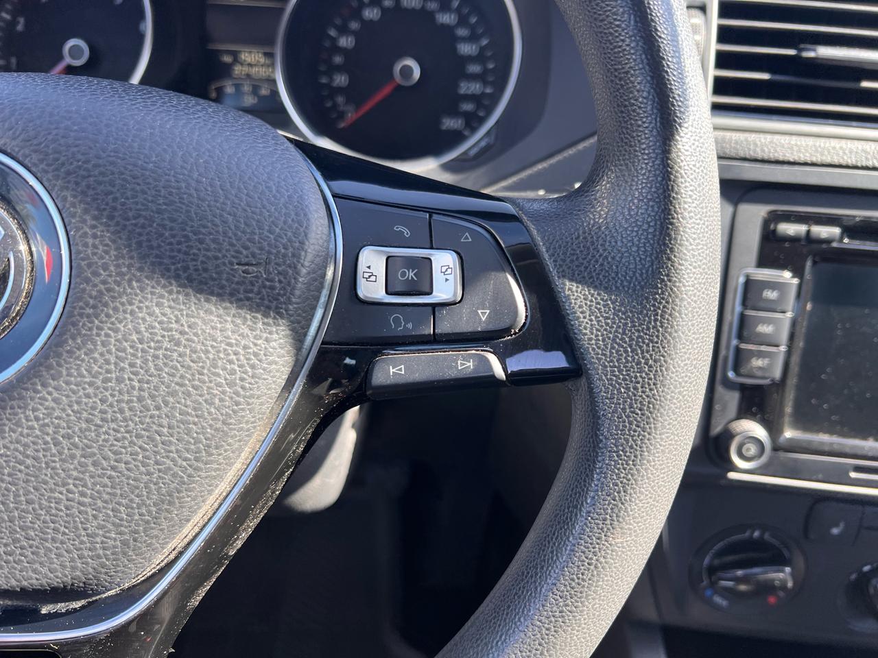 2015 Volkswagen Jetta Trendline Photo