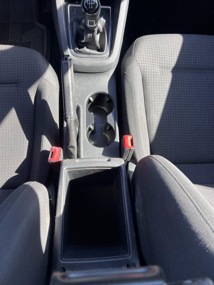 2015 Volkswagen Jetta Trendline Photo23