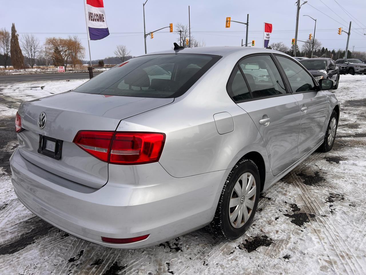 2015 Volkswagen Jetta Trendline Photo30