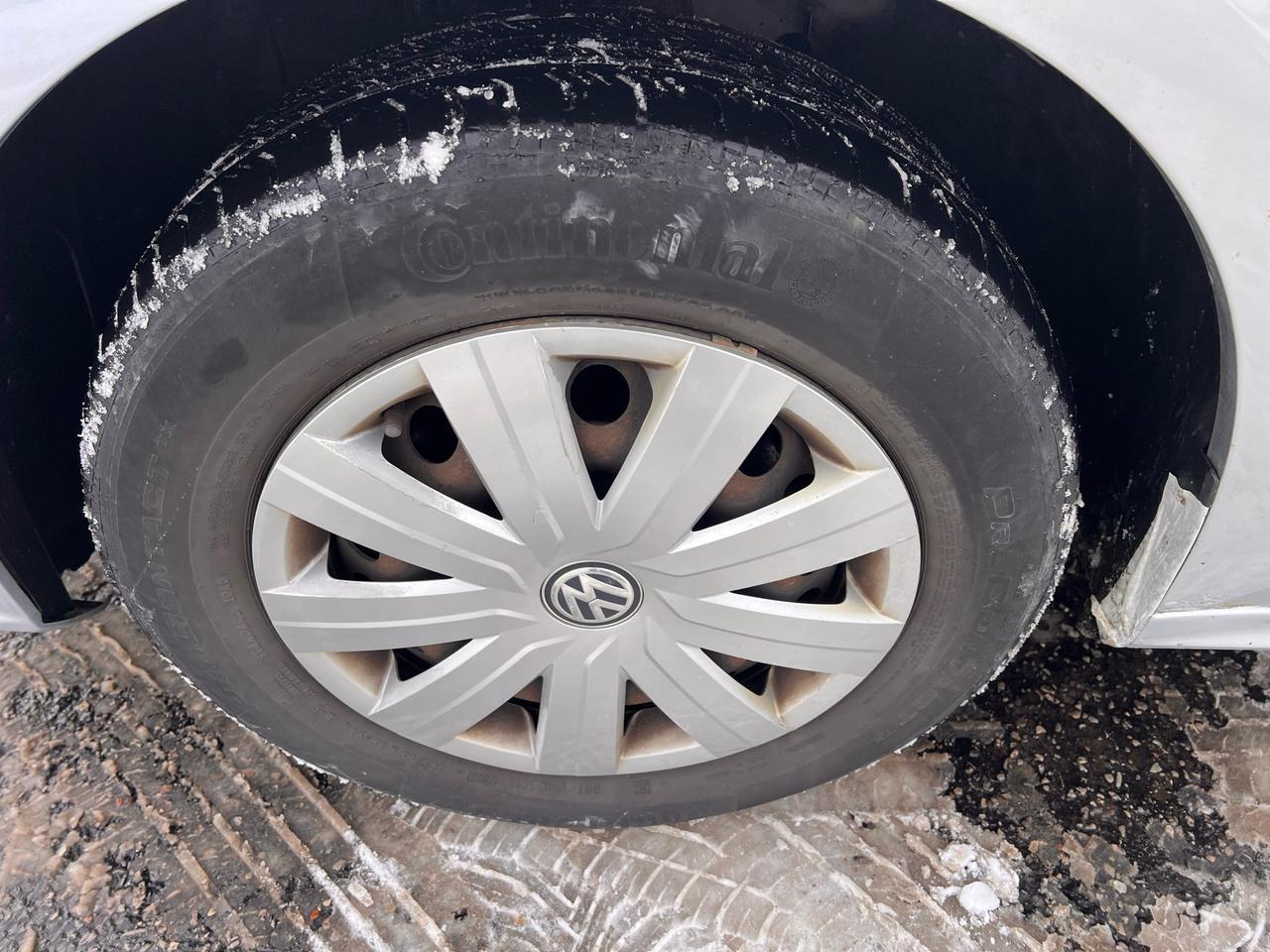 2015 Volkswagen Jetta Trendline Photo