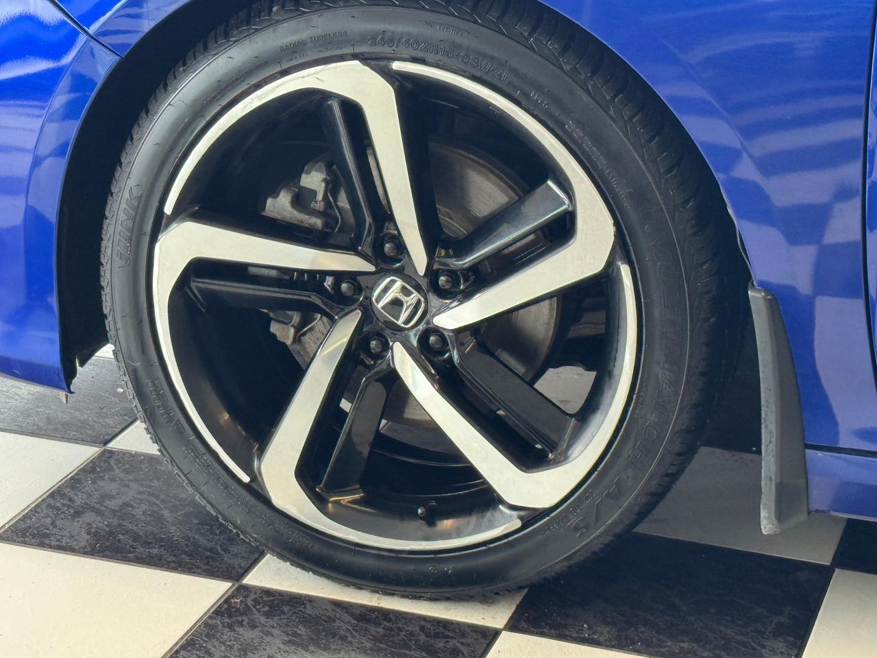 2018 Honda Accord SPORT 1.5T+New Tires+Roof+Lane Keep+CLEAN CARFAX Photo