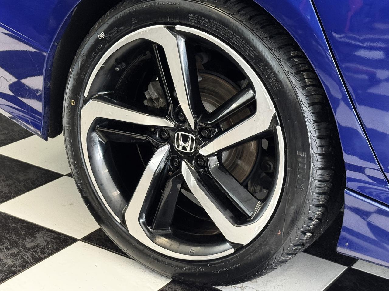 2018 Honda Accord SPORT 1.5T+New Tires+Roof+Lane Keep+CLEAN CARFAX Photo