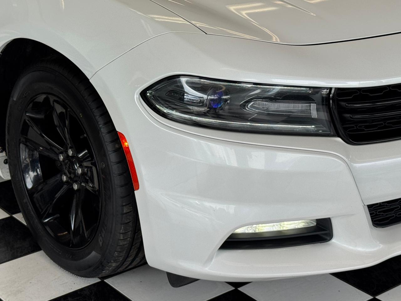 2016 Dodge Charger SXT+New Tires+Roof+GPS+Heated Seats+Tinted Photo