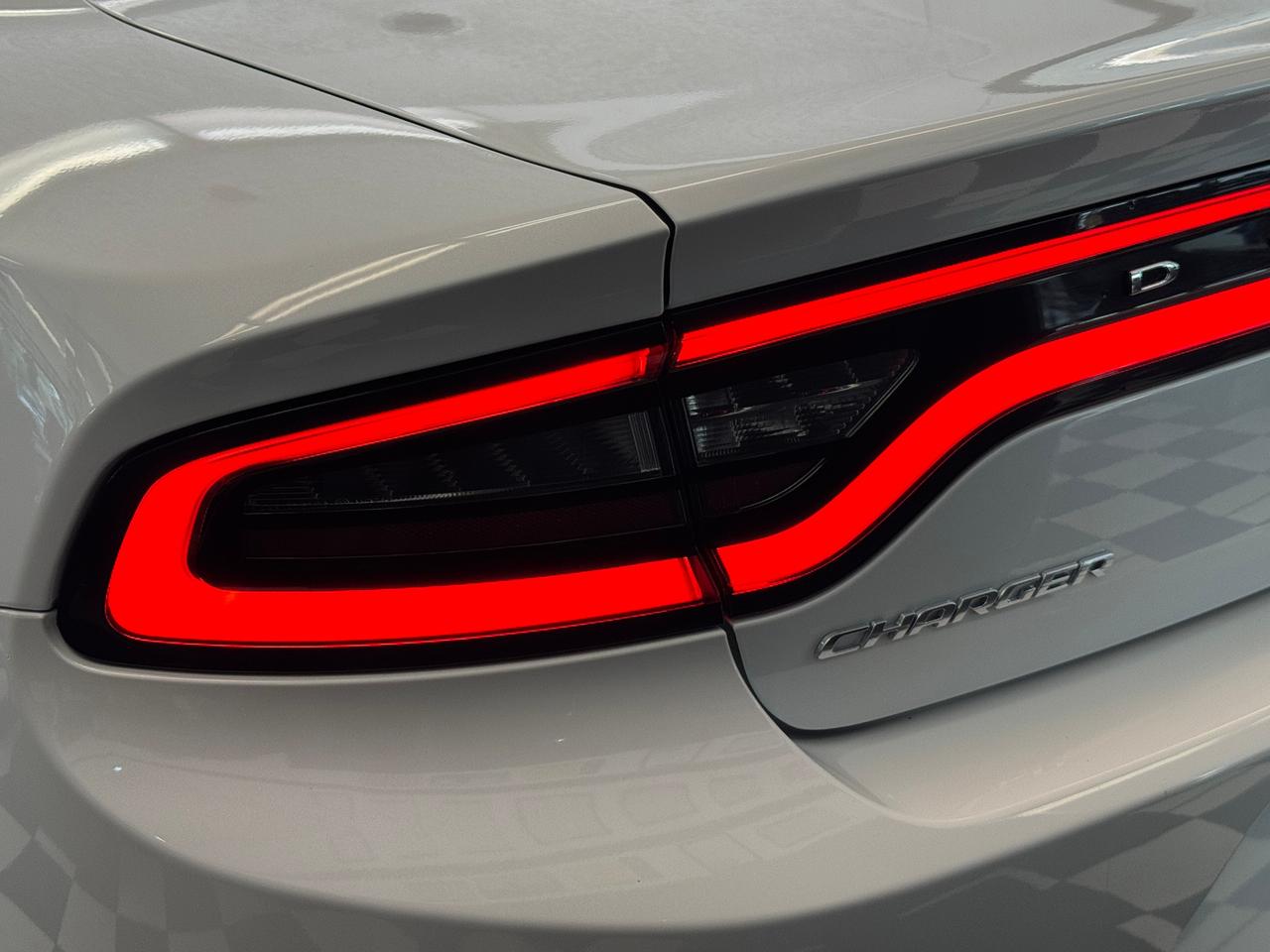 2016 Dodge Charger SXT+New Tires+Roof+GPS+Heated Seats+Tinted Photo