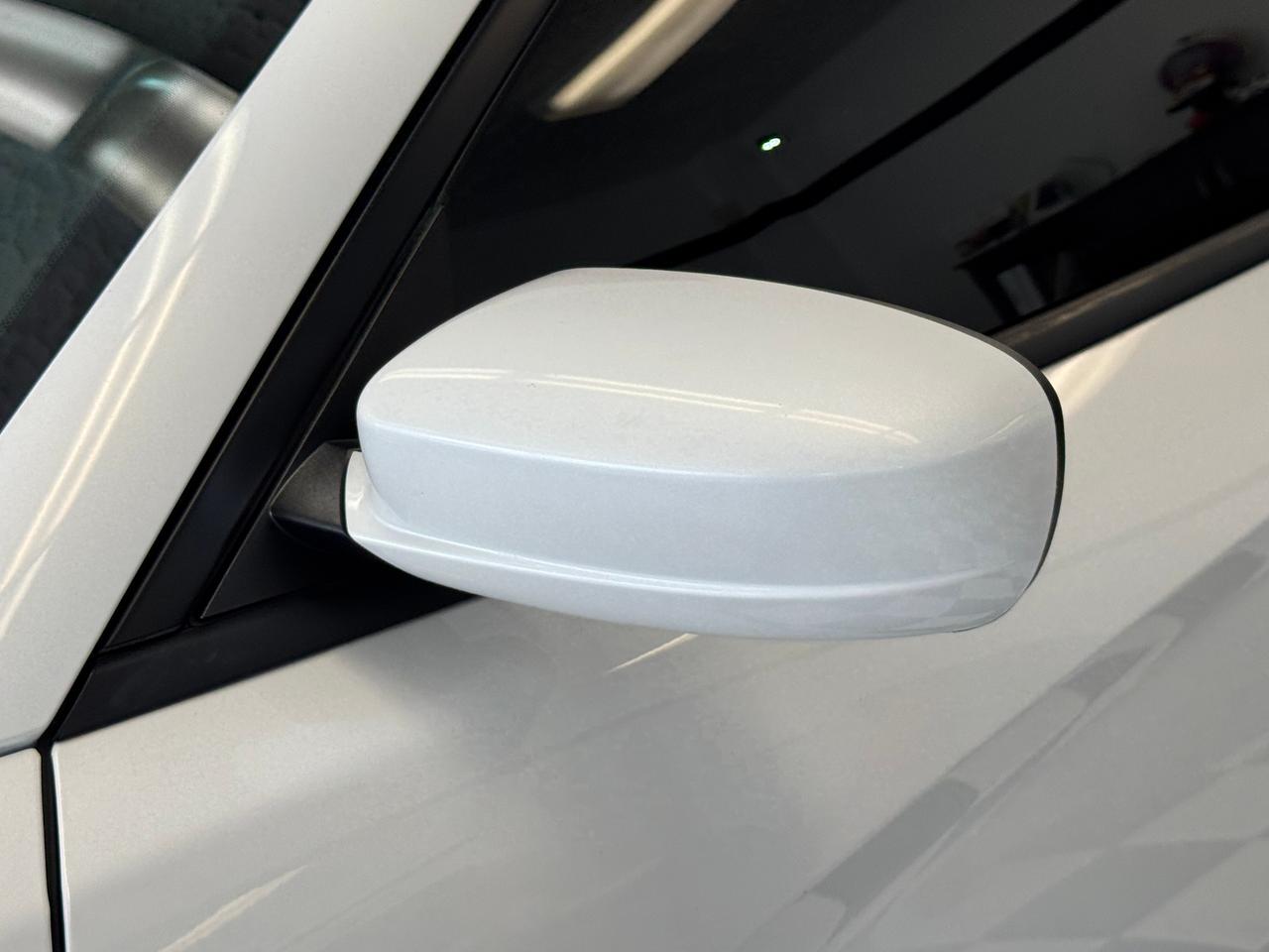 2016 Dodge Charger SXT+New Tires+Roof+GPS+Heated Seats+Tinted Photo