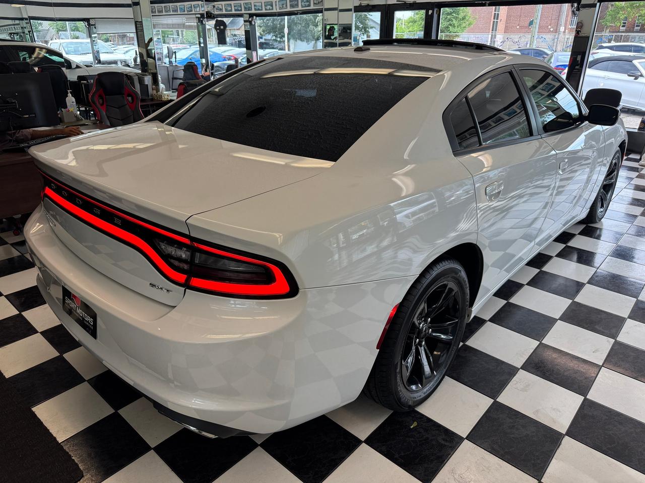 2016 Dodge Charger SXT+New Tires+Roof+GPS+Heated Seats+Tinted Photo