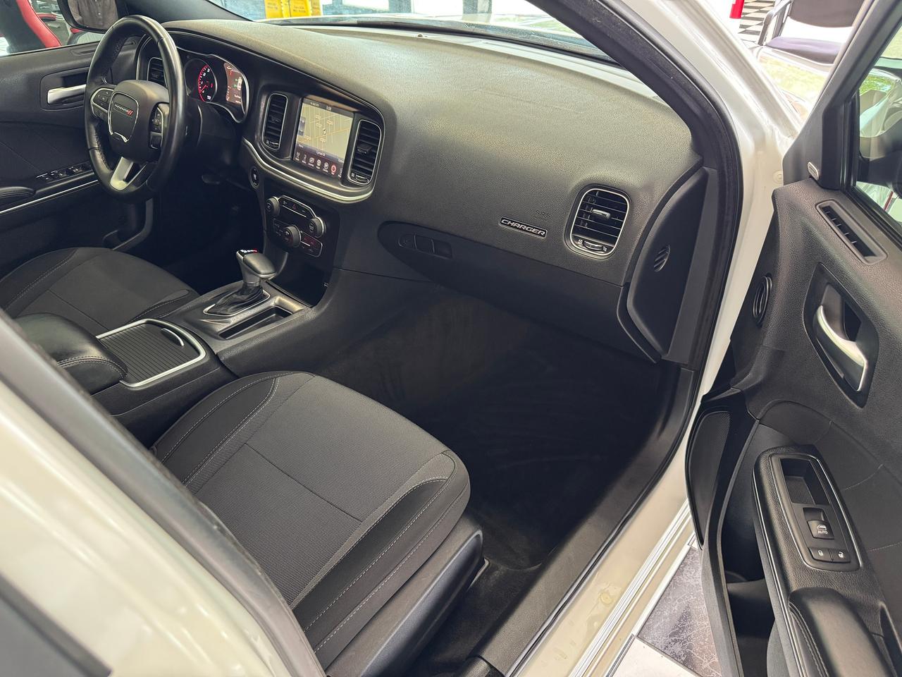 2016 Dodge Charger SXT+New Tires+Roof+GPS+Heated Seats+Tinted Photo