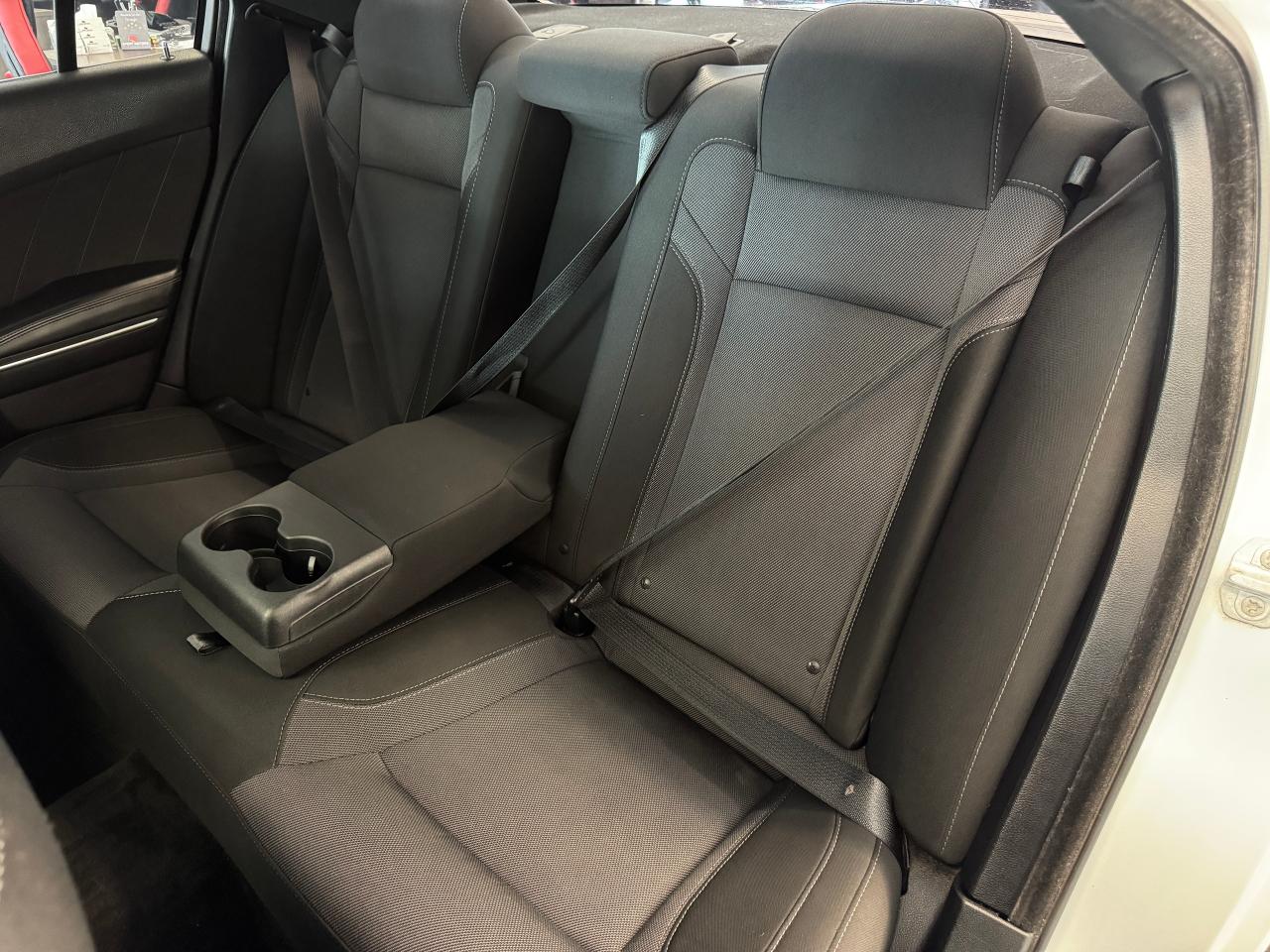 2016 Dodge Charger SXT+New Tires+Roof+GPS+Heated Seats+Tinted Photo