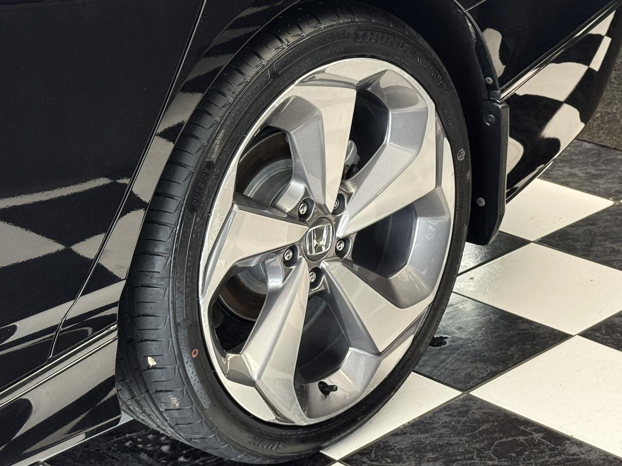 2018 Honda Accord Touring+HUD+New Tires+Adaptive Cruise+CLEAN CARFAX Photo