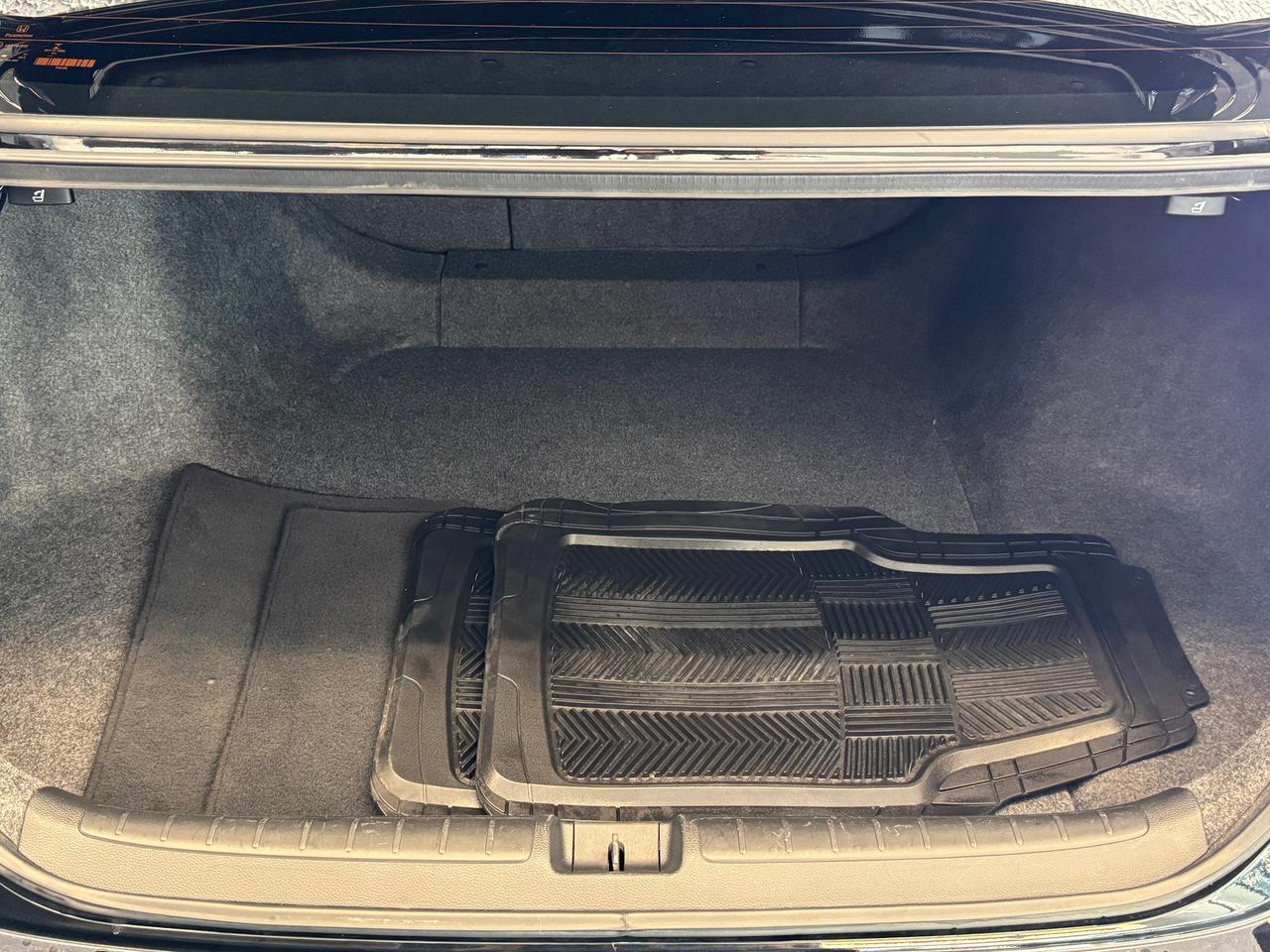 2018 Honda Accord Touring+HUD+New Tires+Adaptive Cruise+CLEAN CARFAX Photo