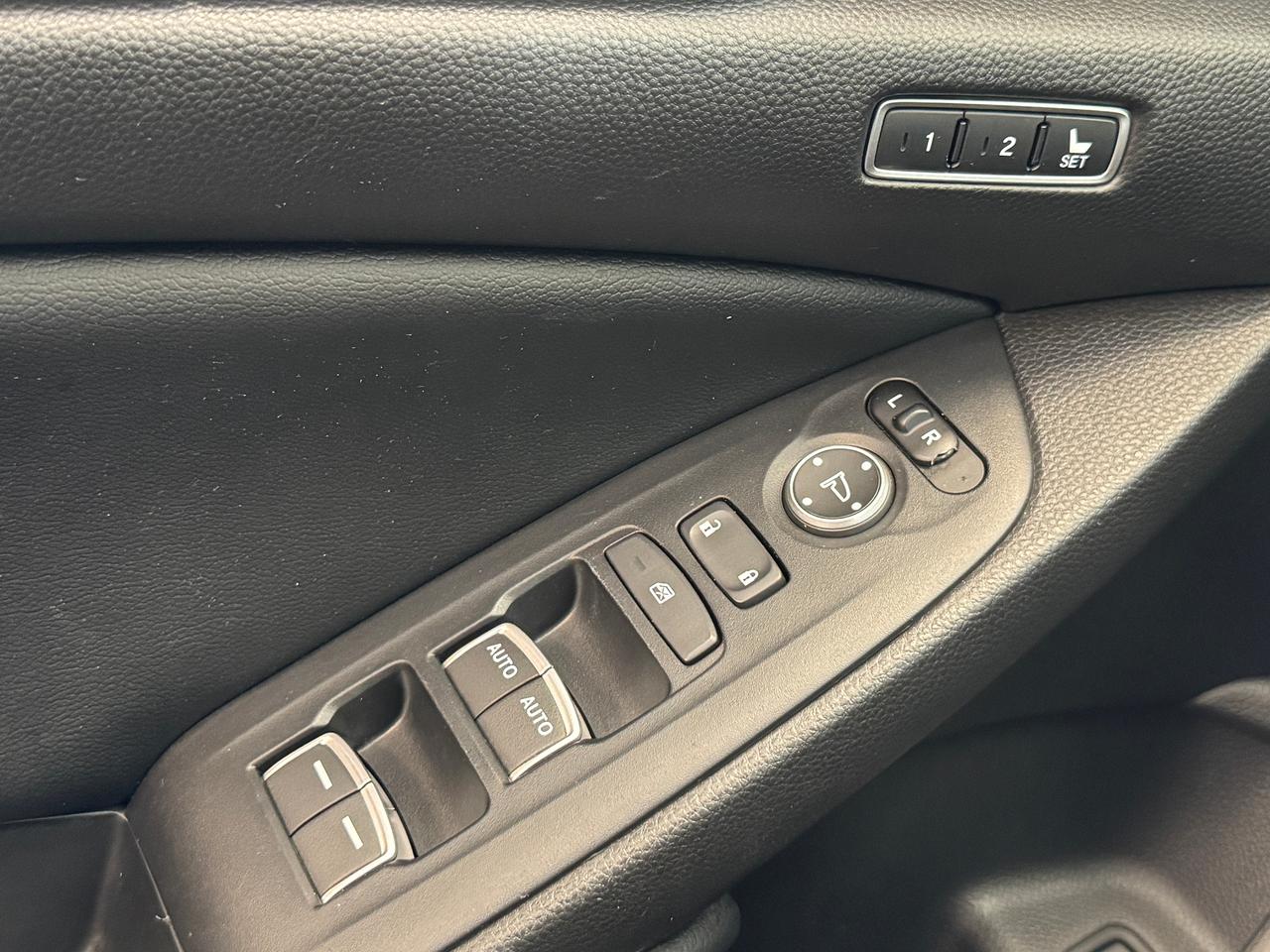 2018 Honda Accord Touring+HUD+New Tires+Adaptive Cruise+CLEAN CARFAX Photo