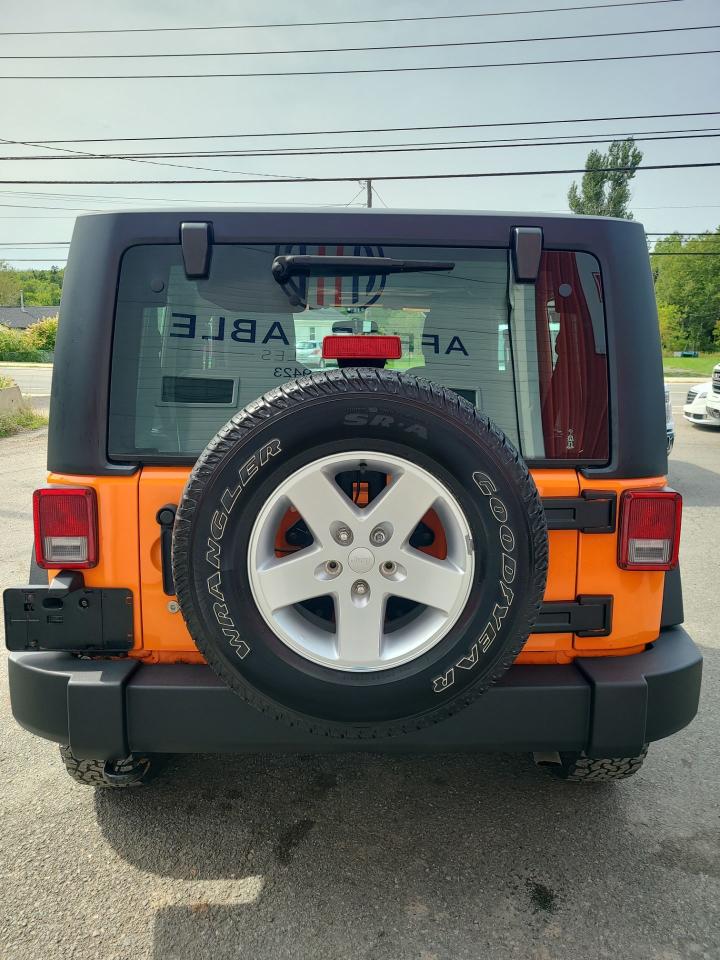 2013 Jeep Wrangler SPORT - Photo #4