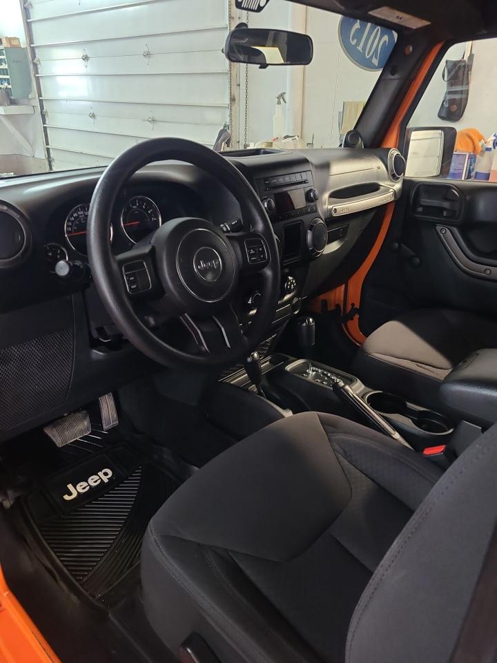 2013 Jeep Wrangler SPORT - Photo #5