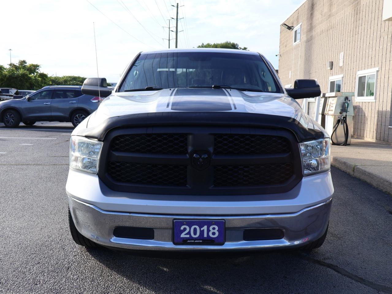 2018 RAM 1500 V8 SLT HEMI CREW 4WD CERTIFIED CAMERA BLUETOOTH CRUISE ALLOYS - Photo #2