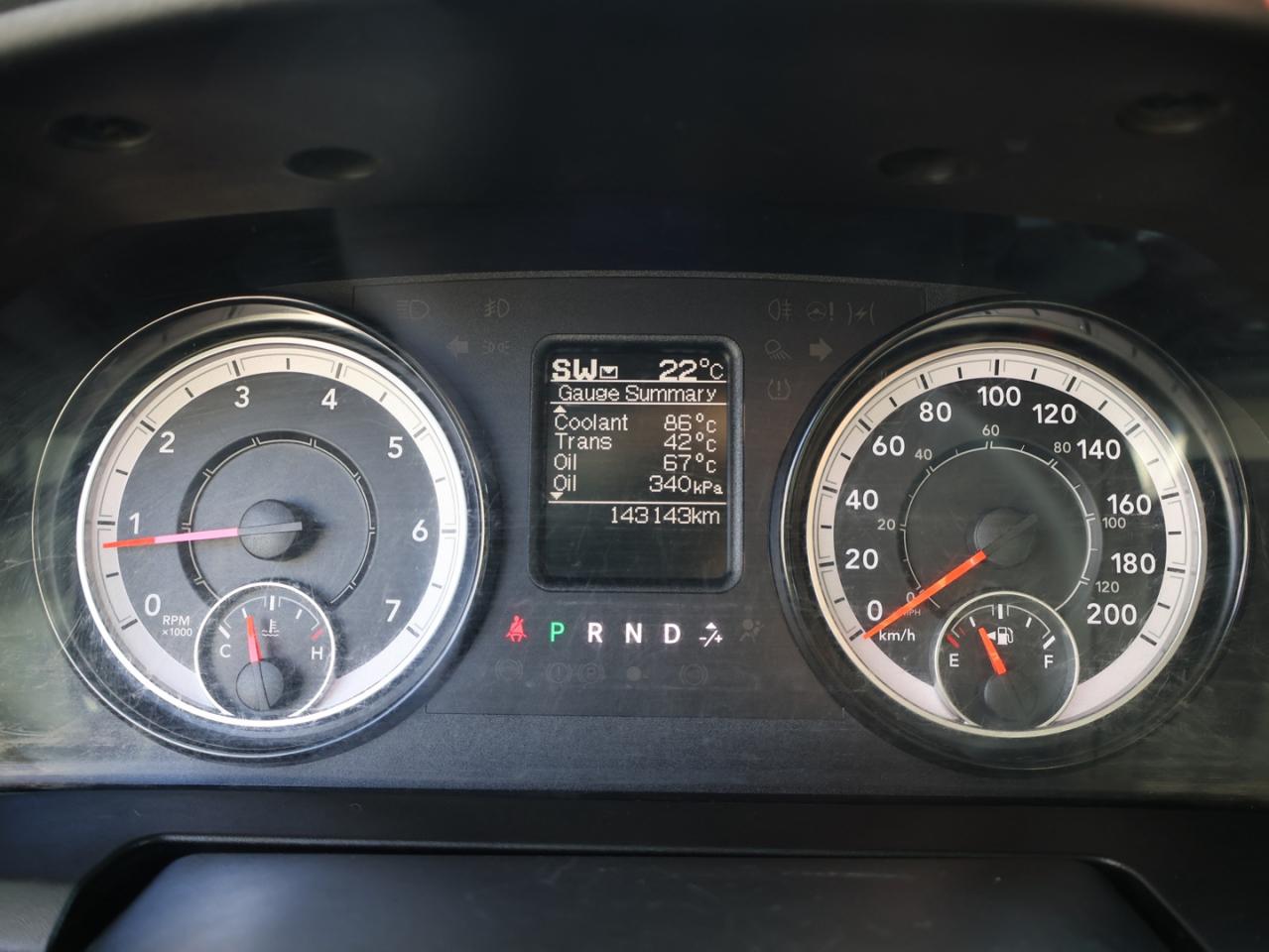 2018 RAM 1500 V8 SLT HEMI CREW 4WD CERTIFIED CAMERA BLUETOOTH CRUISE ALLOYS - Photo #32
