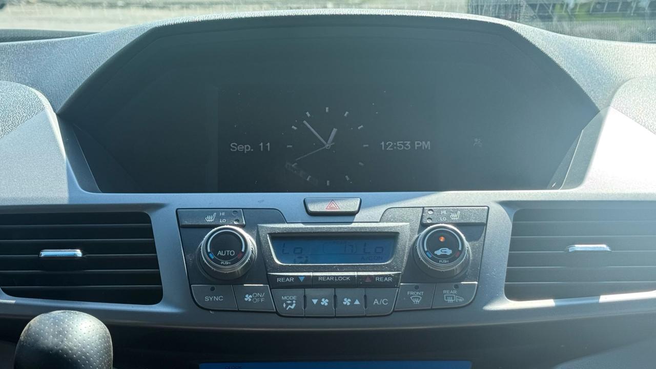 2011 Honda Odyssey Touring - Photo #15