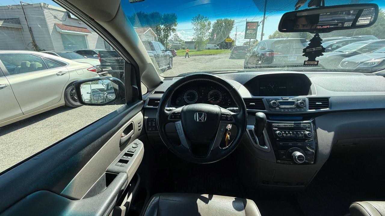 2011 Honda Odyssey Touring - Photo #13