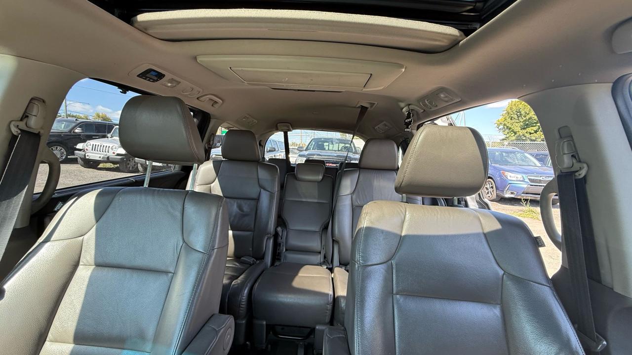 2011 Honda Odyssey Touring - Photo #18