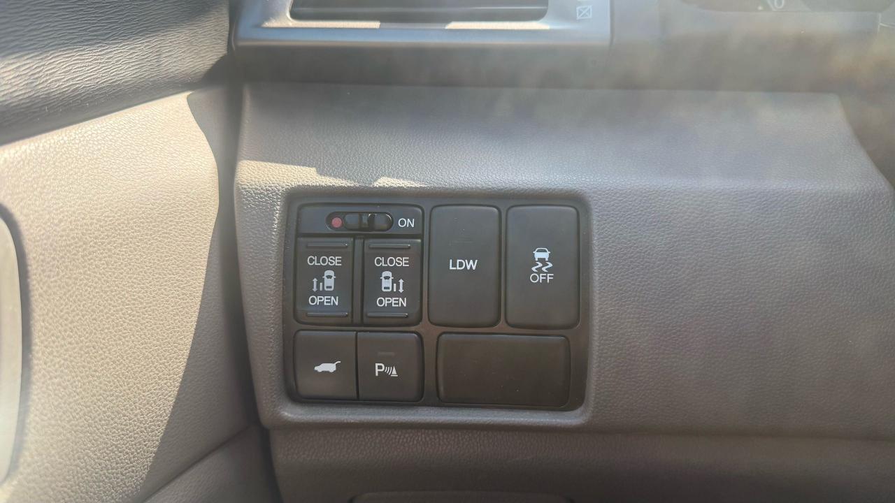 2015 Honda Odyssey EX-L w/RES - Photo #18