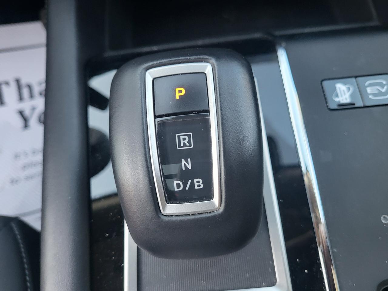 2024 Mitsubishi Outlander PHEV LE Photo