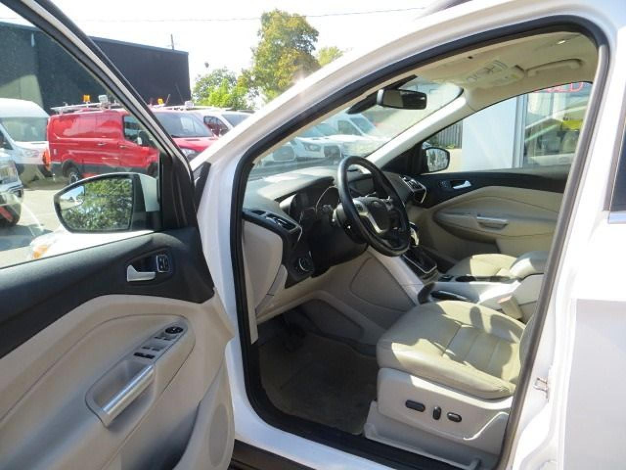 2013 Ford Escape CERTIFIED, SEL, 4X4, LEATHER, NAVIGATION, B-TOOTH - Photo #8