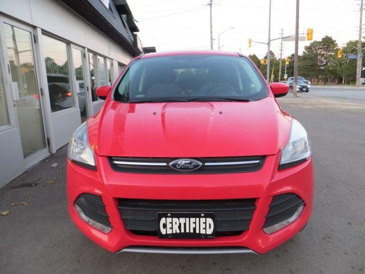 2016 Ford Escape CERTIFIED, 4X4, HEATED SEATS, REAR CAMERA,ONLY 83K - Photo #3