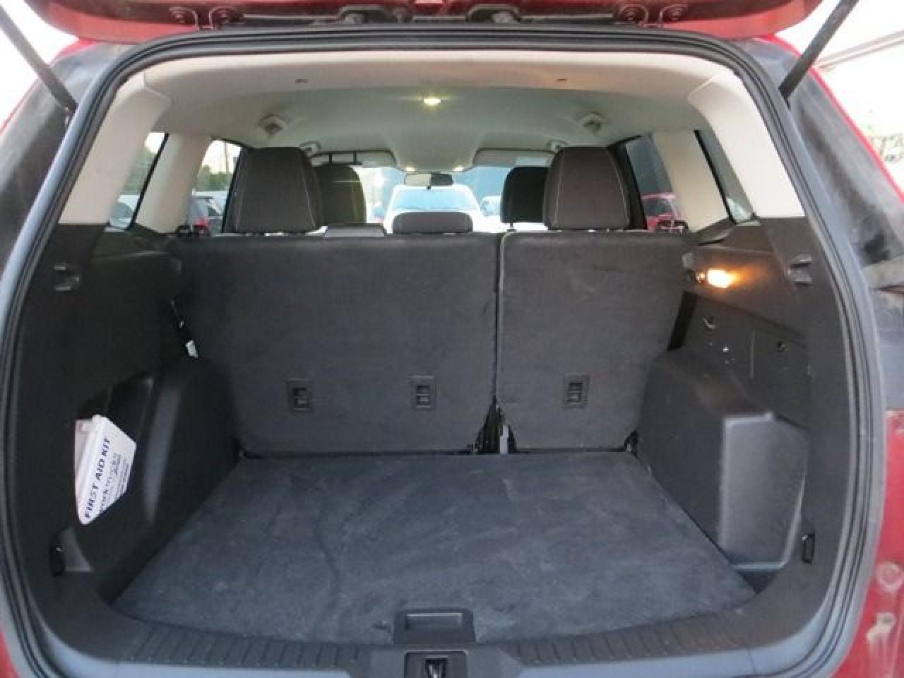 2016 Ford Escape CERTIFIED, 4X4, HEATED SEATS, REAR CAMERA,ONLY 83K - Photo #11