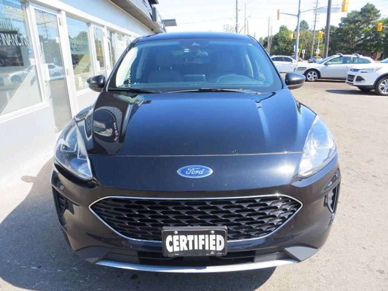 2020 Ford Escape CERTIFIED, 4X4, REAR CAMERA, HEATED SEATS, B-TOOTH - Photo #3