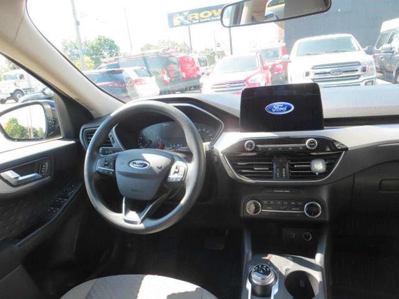 2020 Ford Escape CERTIFIED, 4X4, REAR CAMERA, HEATED SEATS, B-TOOTH - Photo #15