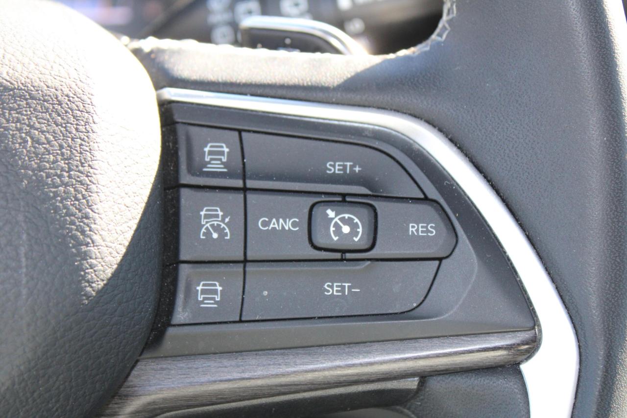 2023 Jeep Grand Cherokee L Limited 4x4 - Photo #6