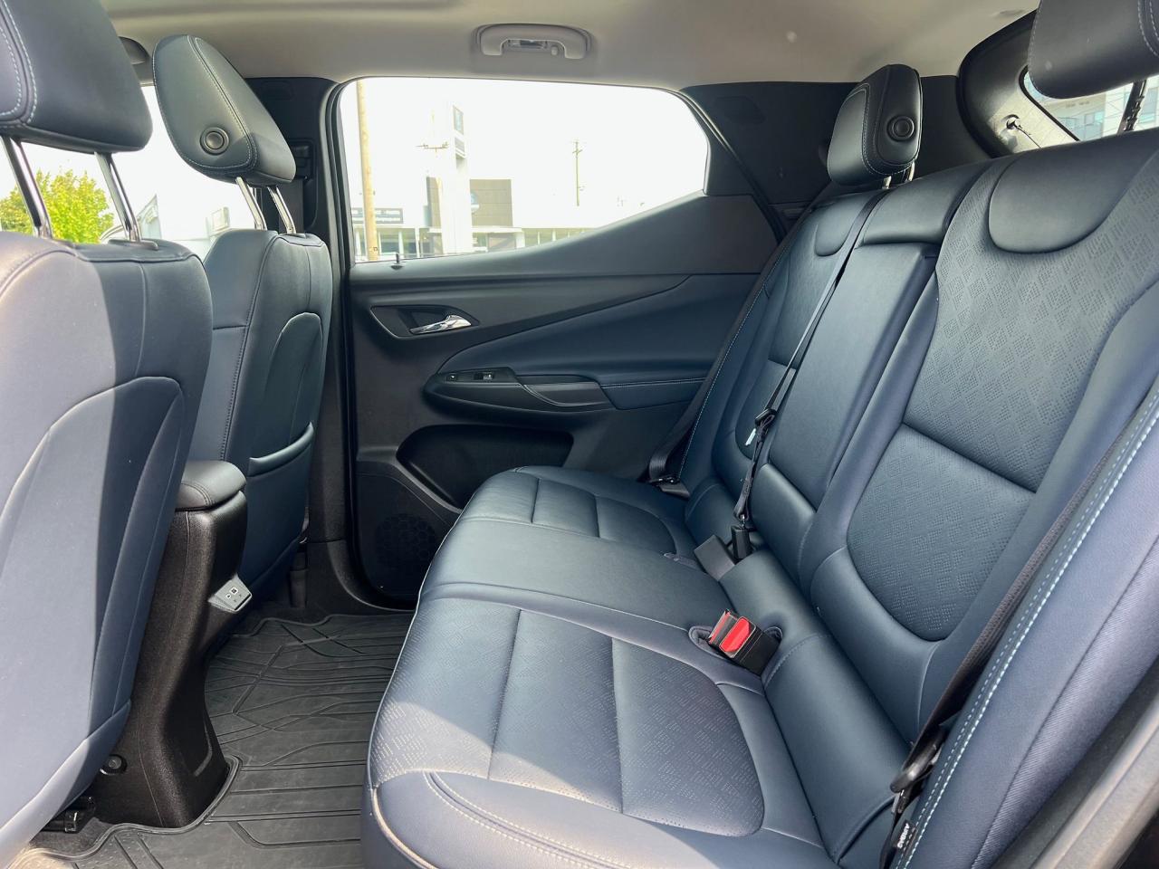 2023 Chevrolet Bolt EV Premier Photo12