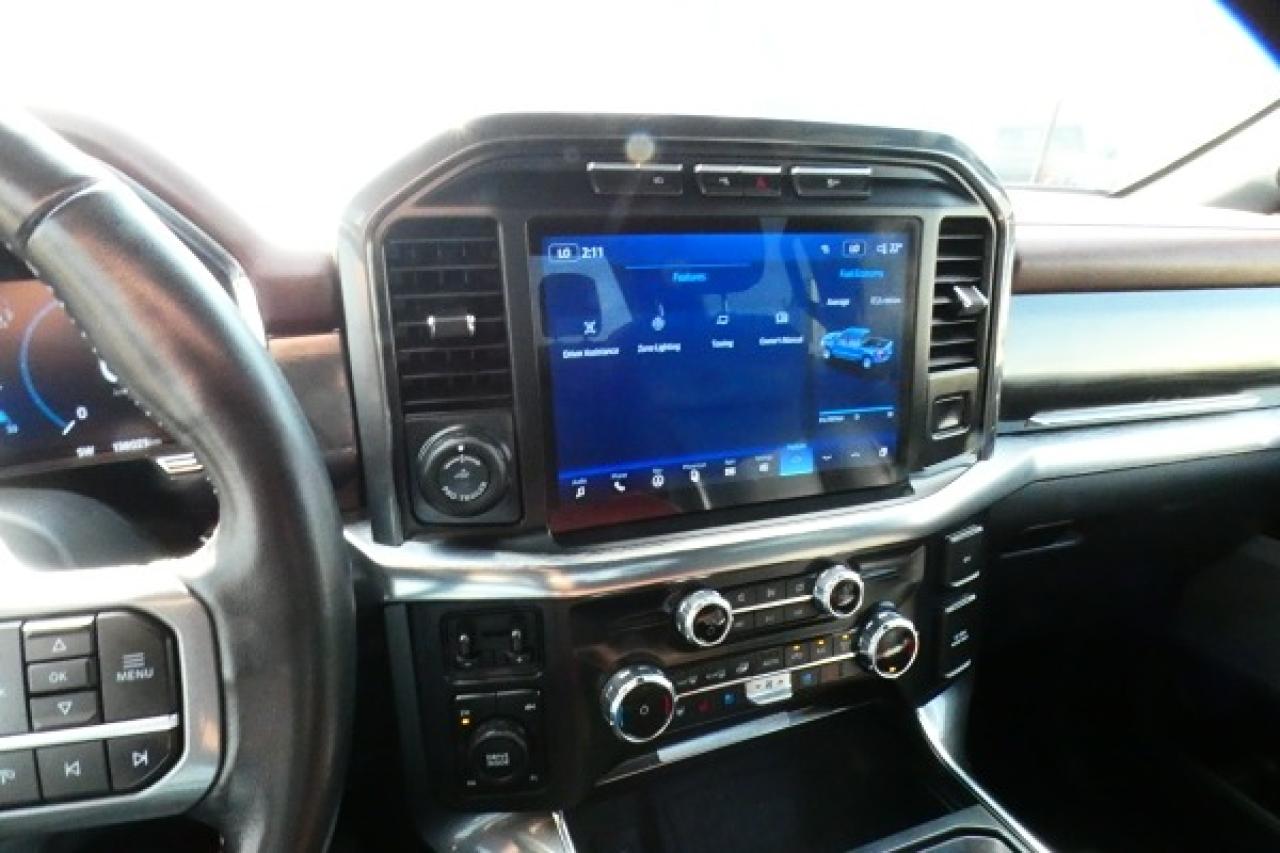 2022 Ford F-150 LARIAT ecoboost SupCrew 5.5' Box w/H&C L, NAV, BUC - Photo #15