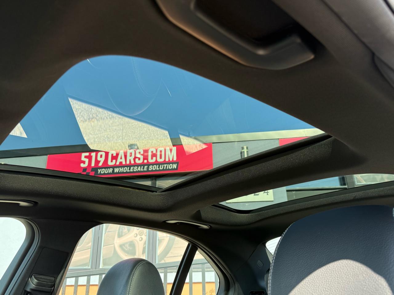 2015 Mercedes-Benz C300 Leather | Navigation | Sunroof - Photo #14