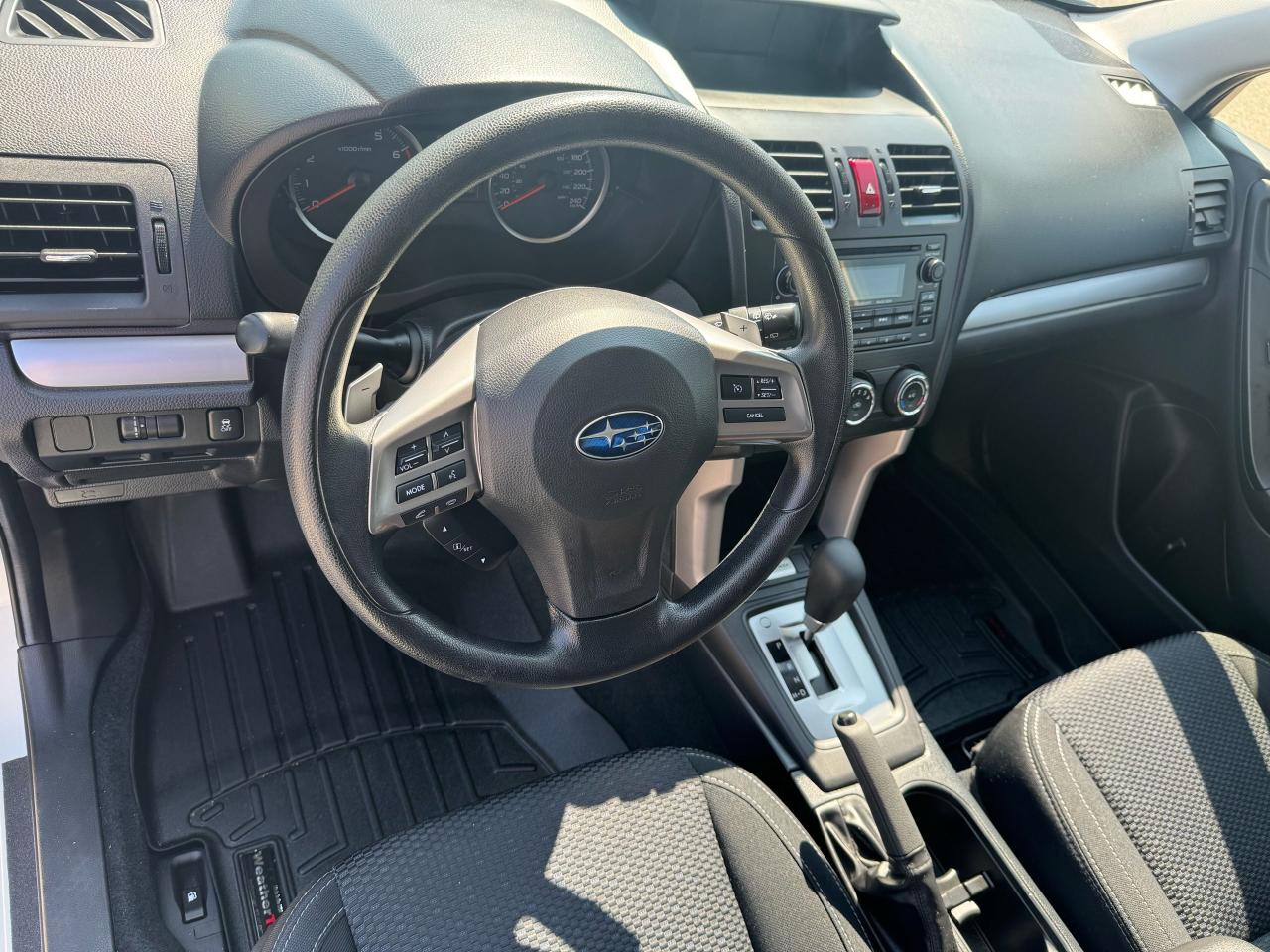 2014 Subaru Forester i - Photo #9