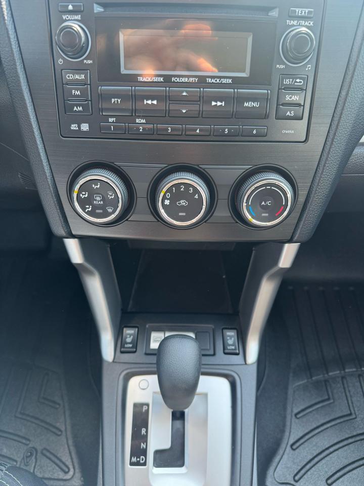 2014 Subaru Forester i - Photo #17