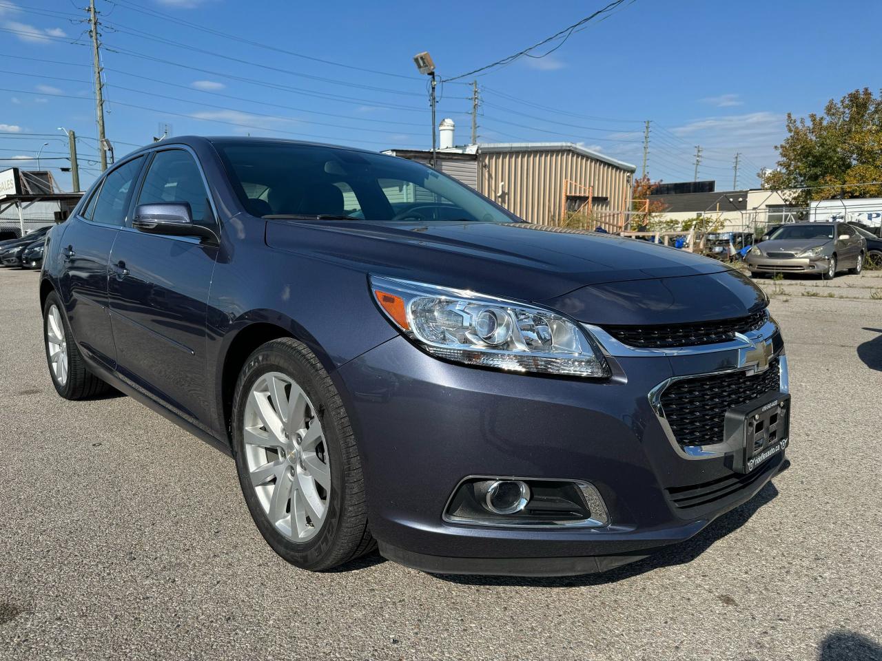 2015 Chevrolet Malibu LT Photo2