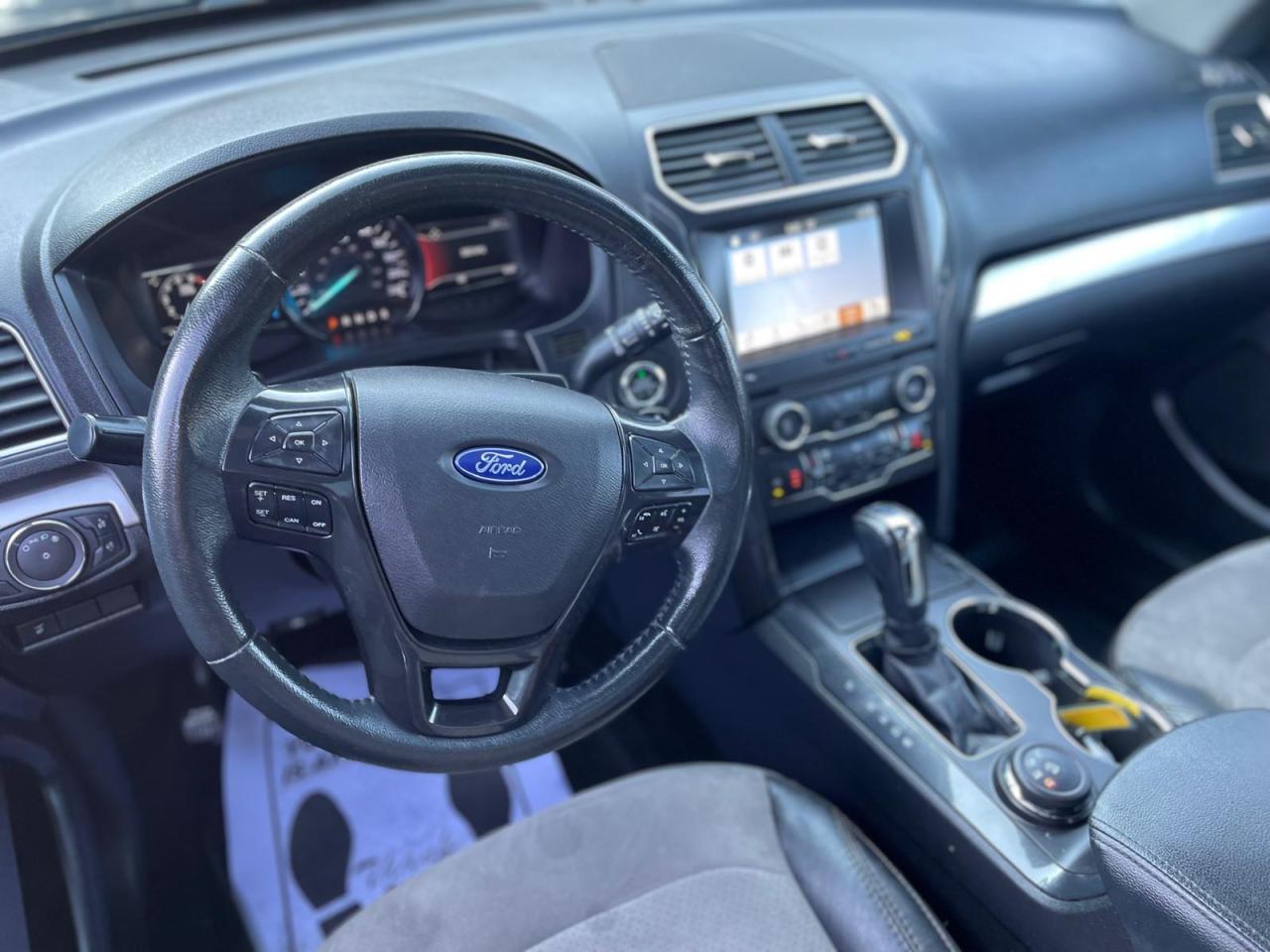 2017 Ford Explorer AWD 7PASS NAVI SUNROOF HEATED SEATS BACKUP CAM BT - Photo #17