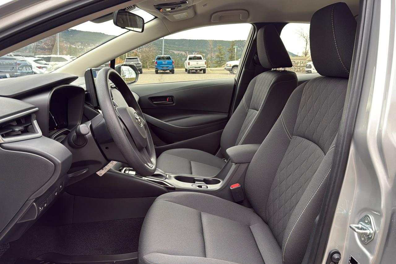 2026 Toyota Corolla LE Photo