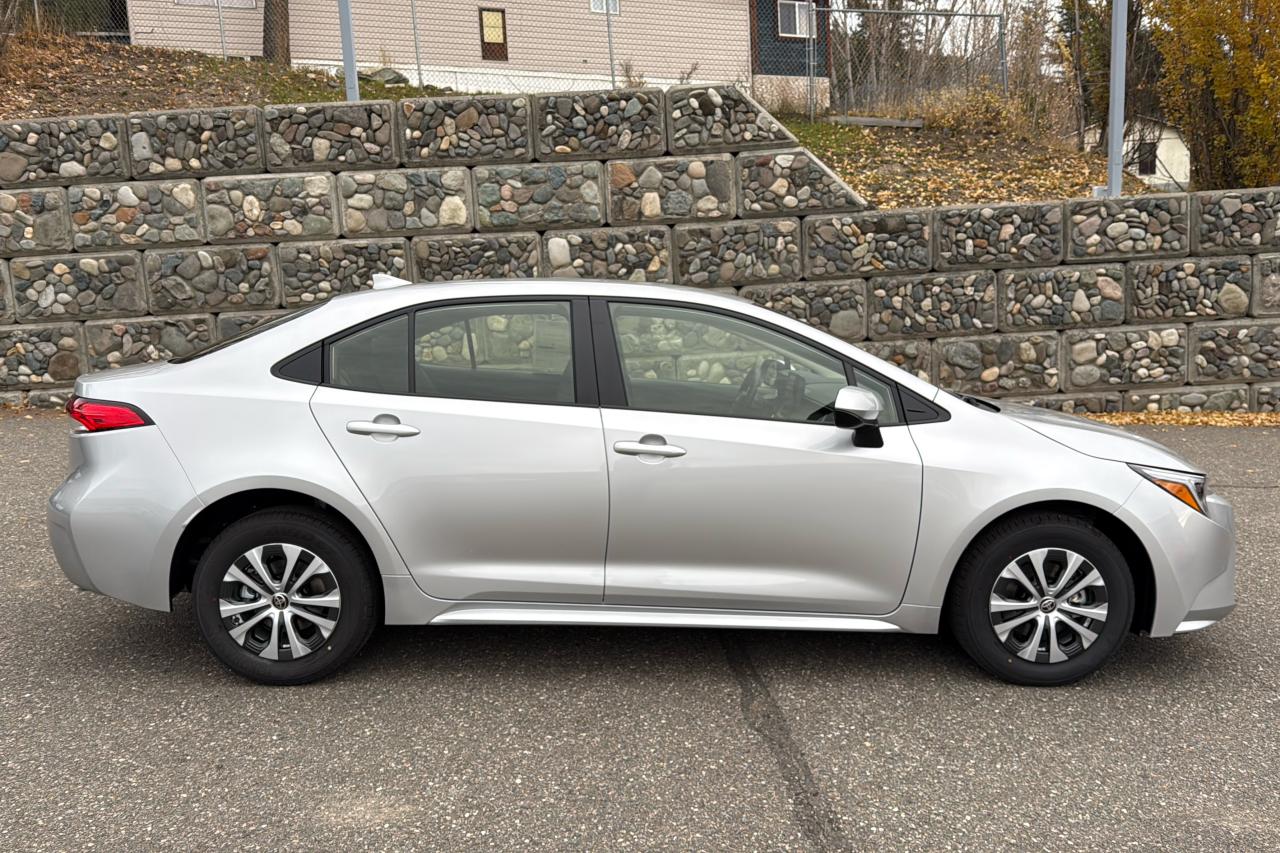 2026 Toyota Corolla LE Photo