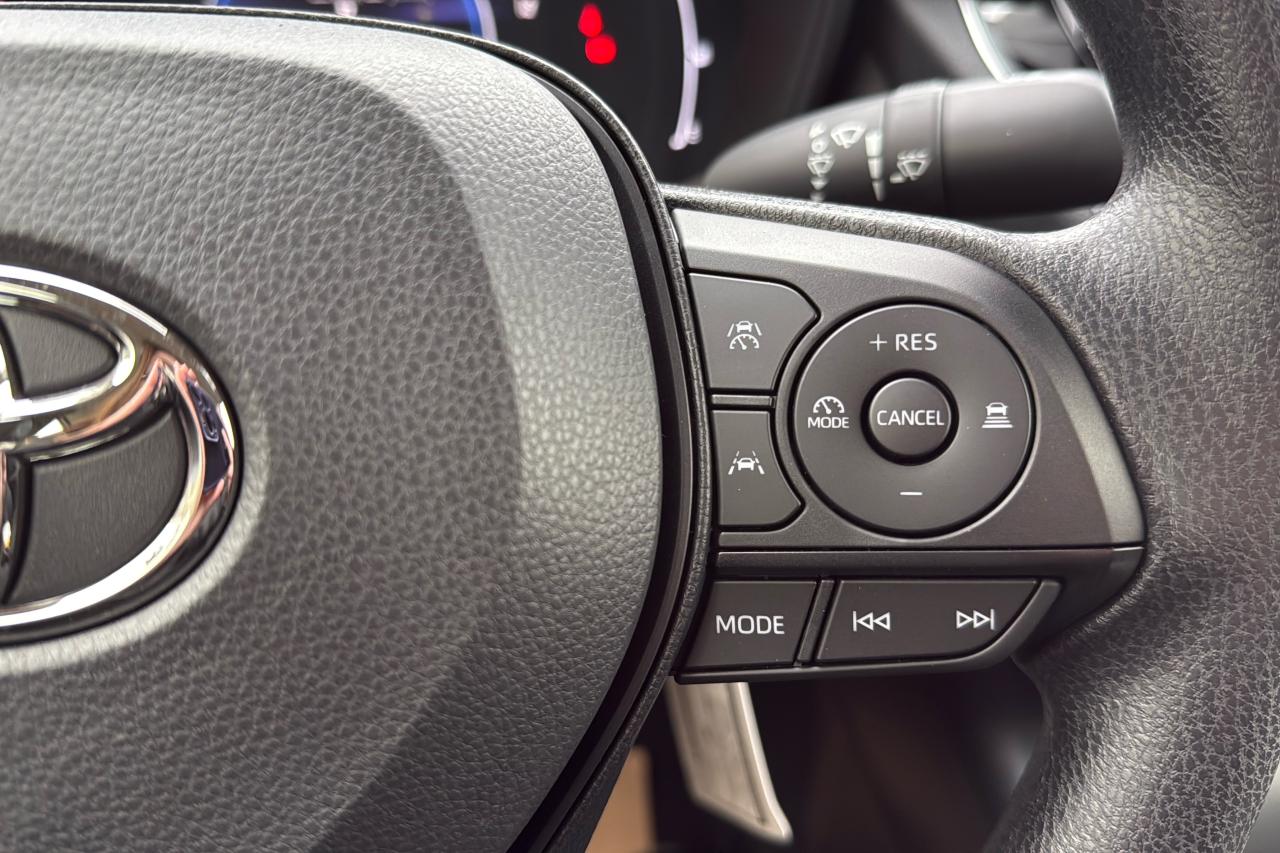 2026 Toyota Corolla LE Photo