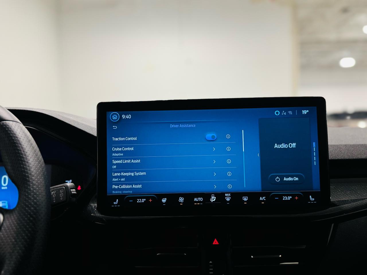 2025 Ford Escape ST-Line - Photo #17