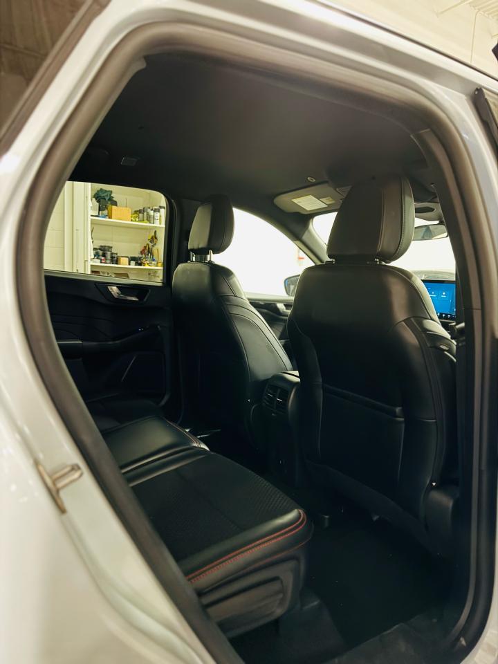 2025 Ford Escape ST-Line - Photo #20