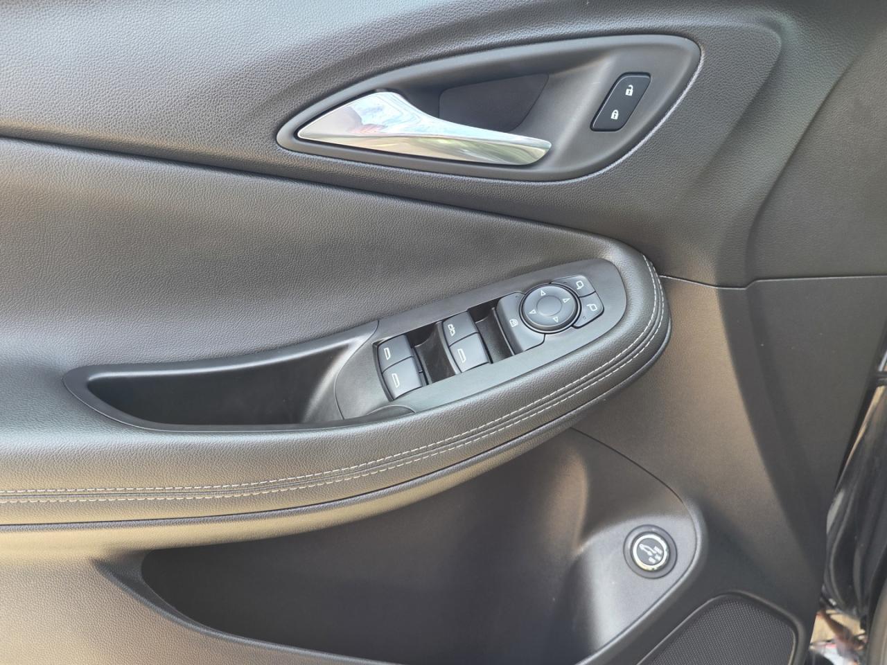 2024 Buick Encore GX Sport Touring AWD - Photo #14