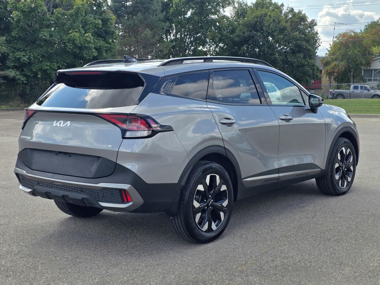 2024 Kia Sportage X-Line AWD , One Owner - Photo #5