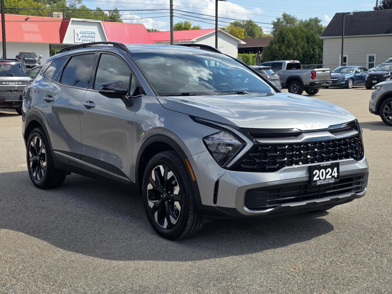 2024 Kia Sportage X-Line AWD , One Owner - Photo #3